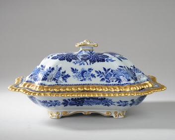 Spode Lidded Vegetable Dish