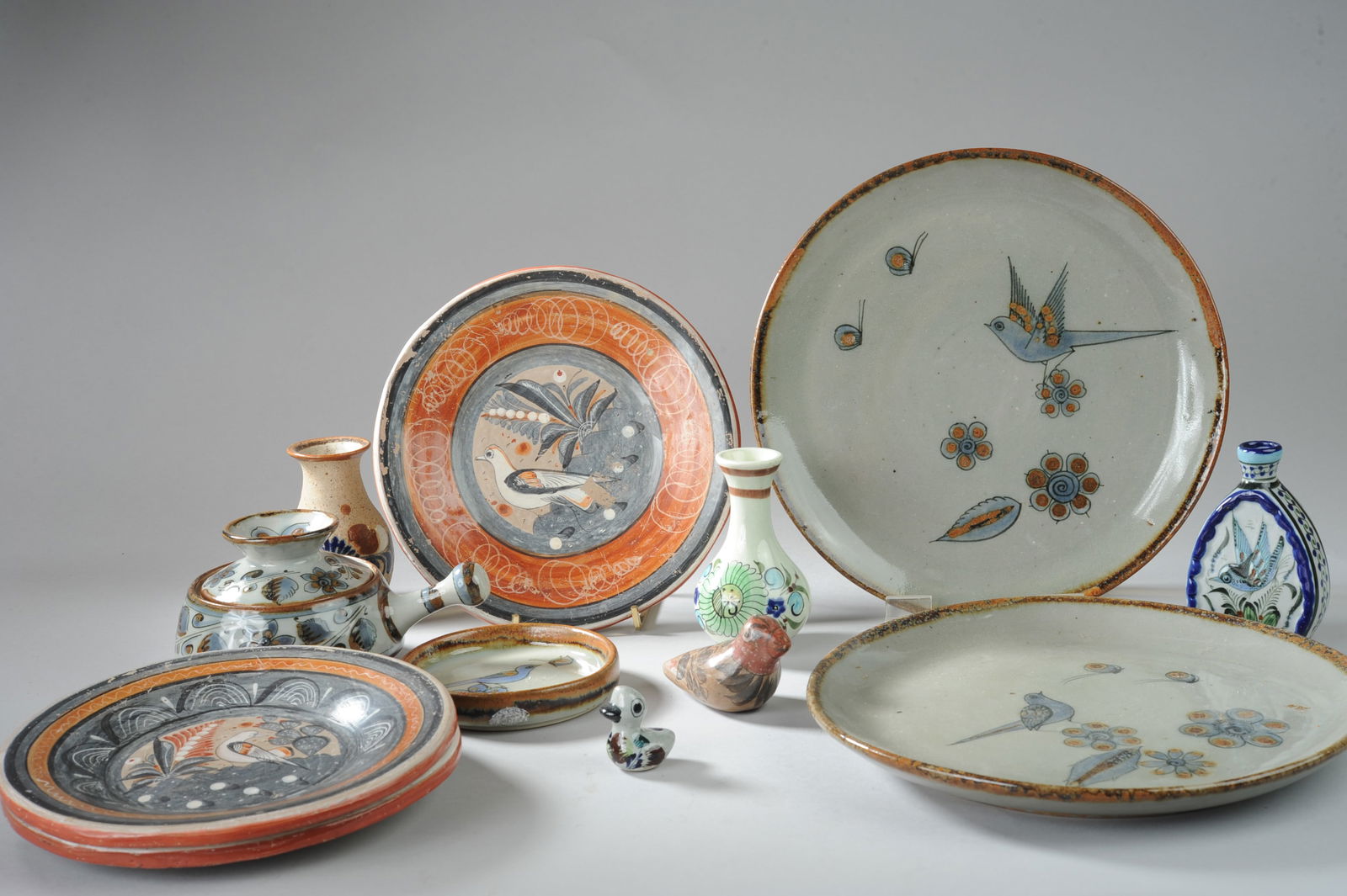 Lot Tonala Pottery, some Ken Edwards (1 of 7)