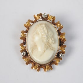 10K Gold Cameo Brooch