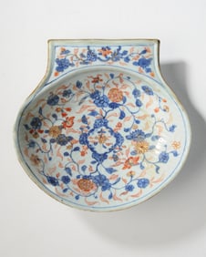 18th C. Chinese Imari Shell Dish