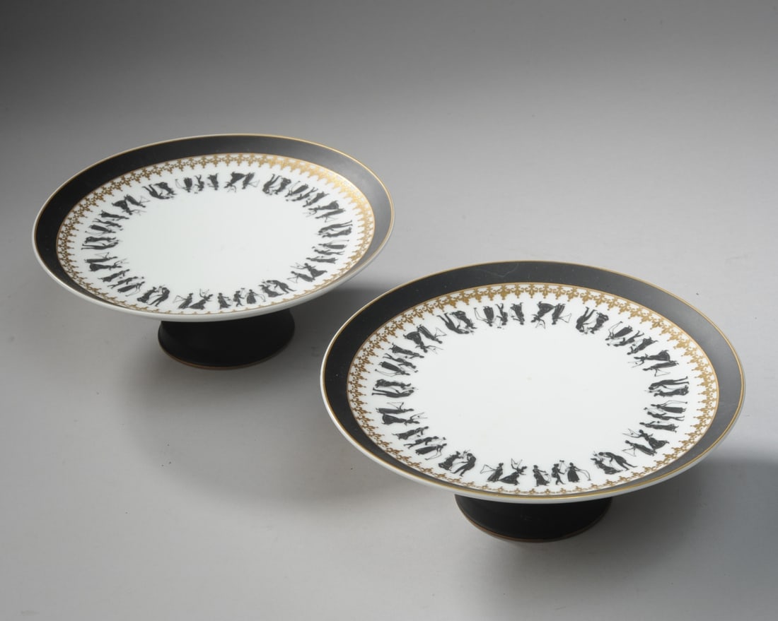 Pair Royal Crown "Mardi Gras" Tazza (1 of 7)