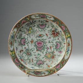 Chinese Export Rose Canton Charger