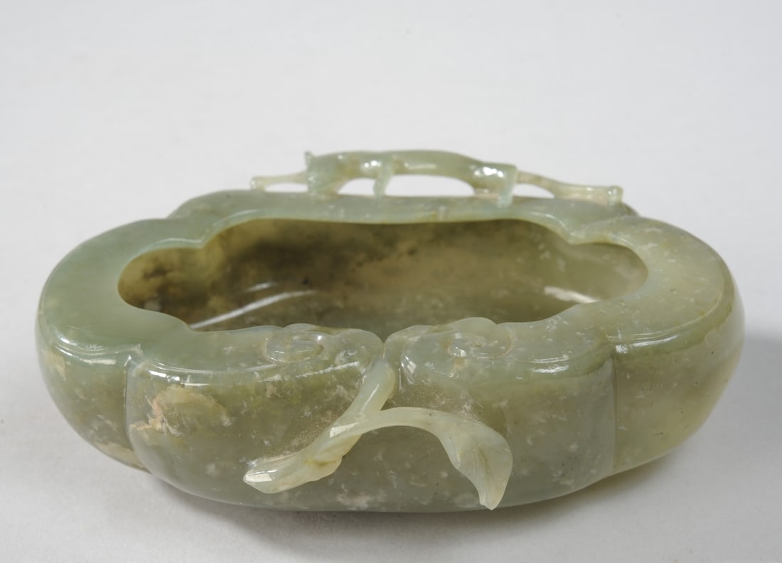 Chinese Nephrite Jade 'Chilong' Brush Washer (1 of 5)