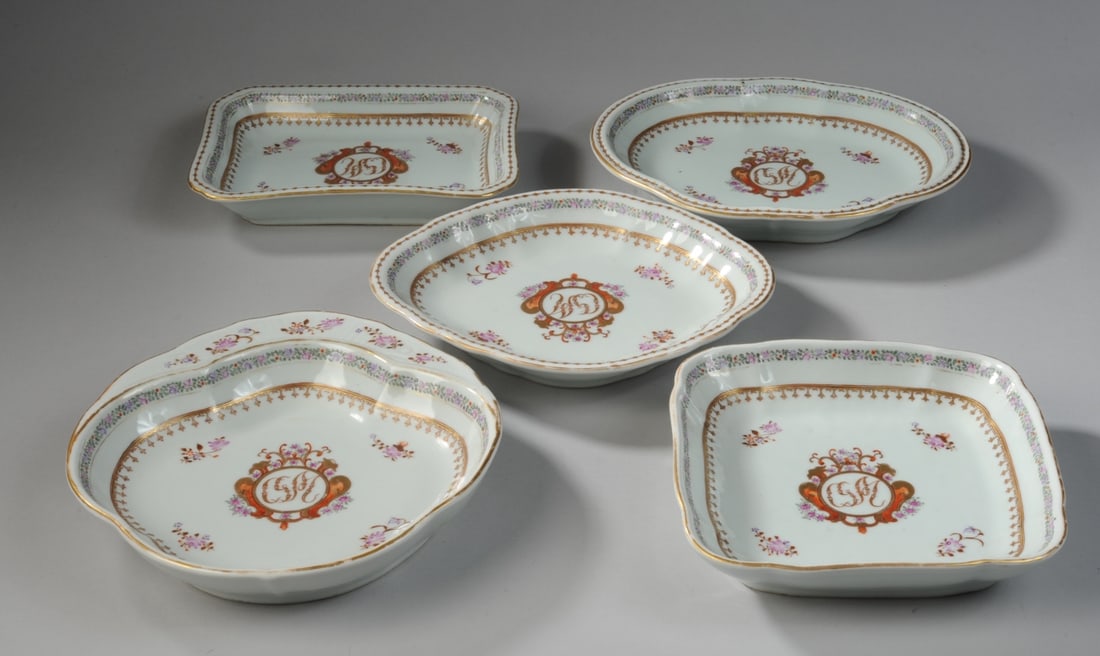 5 Samson Chinese Export  Armorial Serving Dishes (1 of 11)