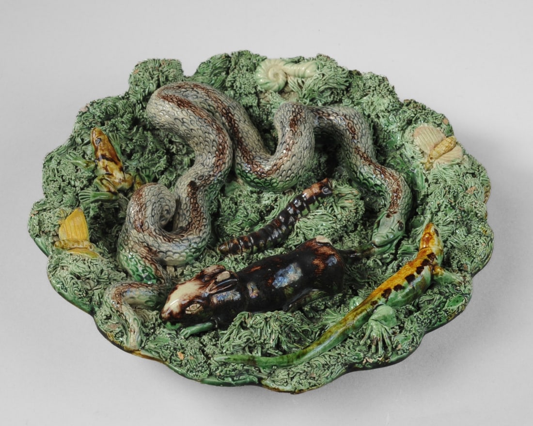 Jose Cunha Palissy Ware Plate, Portugal (1 of 6)
