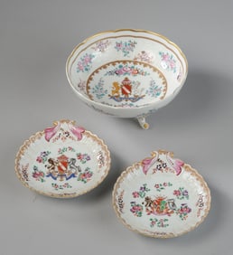 Samson Paris Armorial Bowl, Shell Dishes