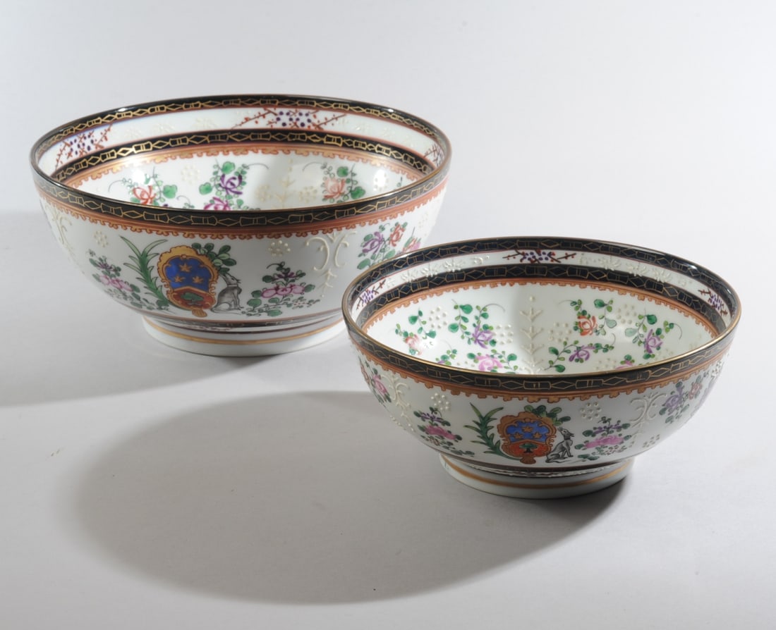 2 Samson Chinese Export Style Armorial Bowls (1 of 7)