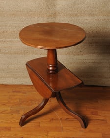 British Victorian Walnut Dumb Waiter