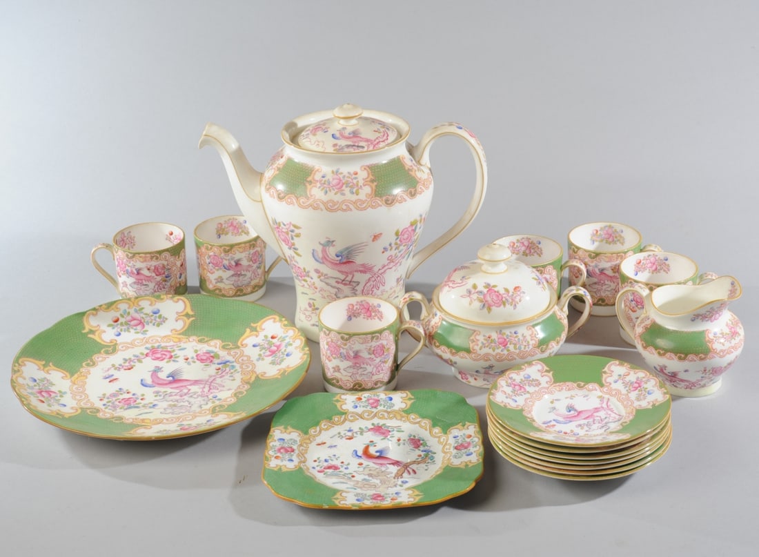 18 pcs. Mintons Green Cockatrice Porcelain (1 of 6)