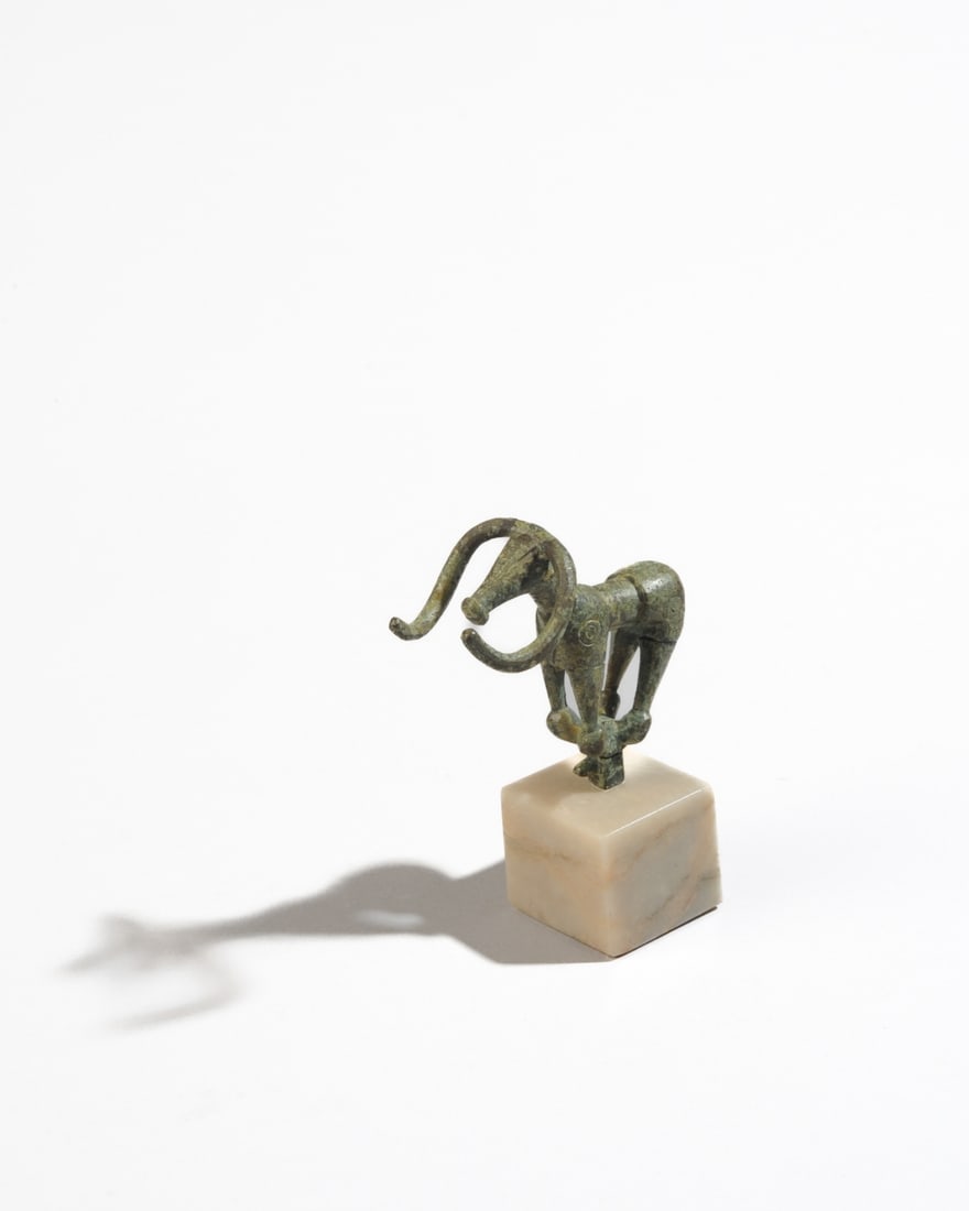 Reproduction Bronze Luristan Bull (1 of 3)