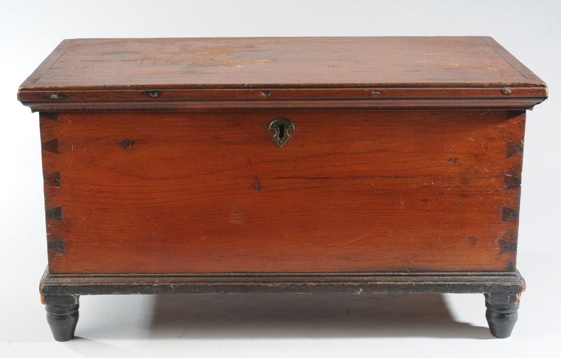 Antique American Dovetailed Box (1 of 5)