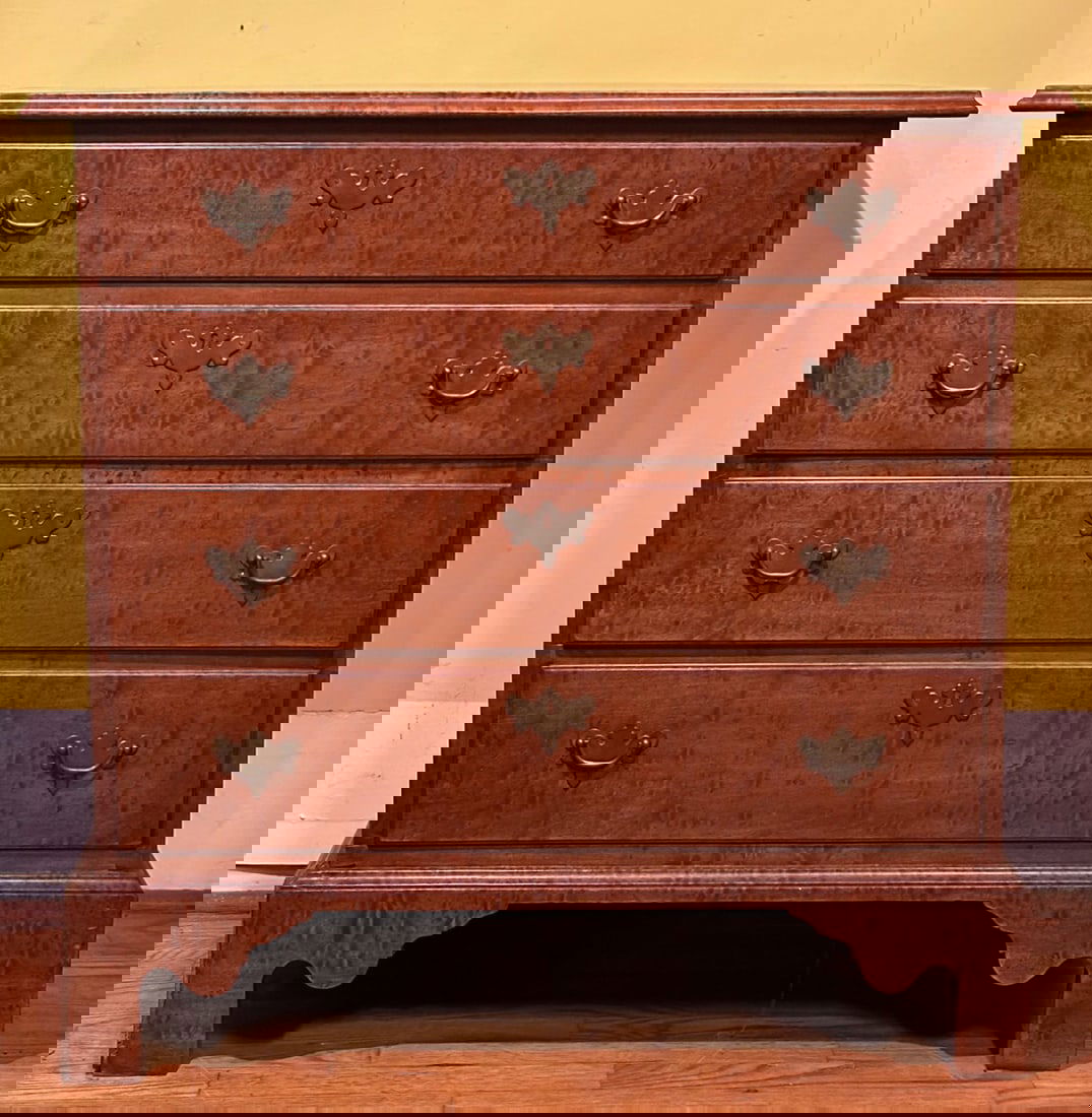 18th C. American Quilted & Birdseye Maple Chest (1 of 8)