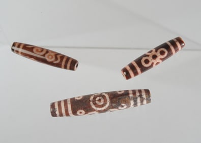 Three Dzi Beads