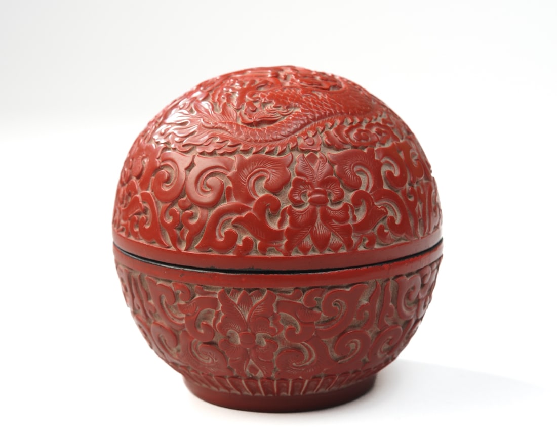 Chinese Cinnabar Style Dragon Box (1 of 5)