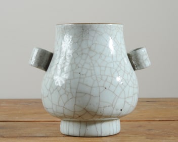 Chinese Guan Ware Vase