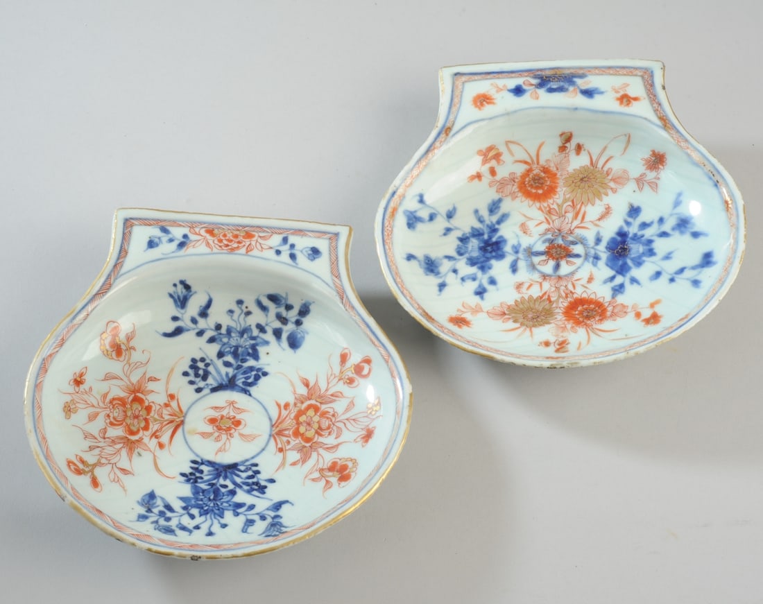 Pair 18th C. Chinese Imari Shell Dishes (1 of 10)