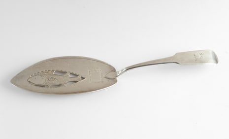 Early 19th C. Irish Sterling Silver Fish Slice