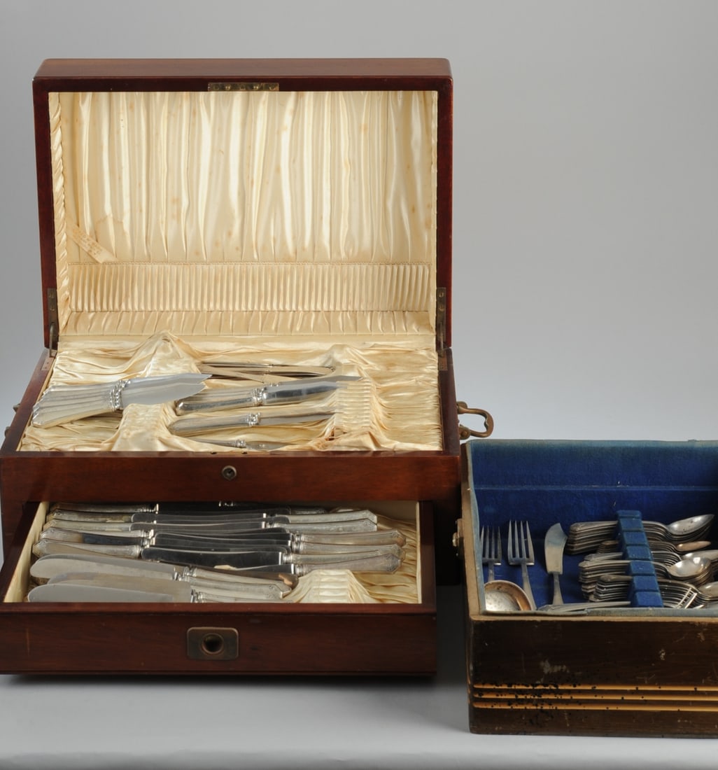 161 pcs. Sterling Silver Partial Flatware Set (1 of 8)