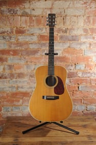 Martin Shenandoah Series D-2832 Acoustic Guitar