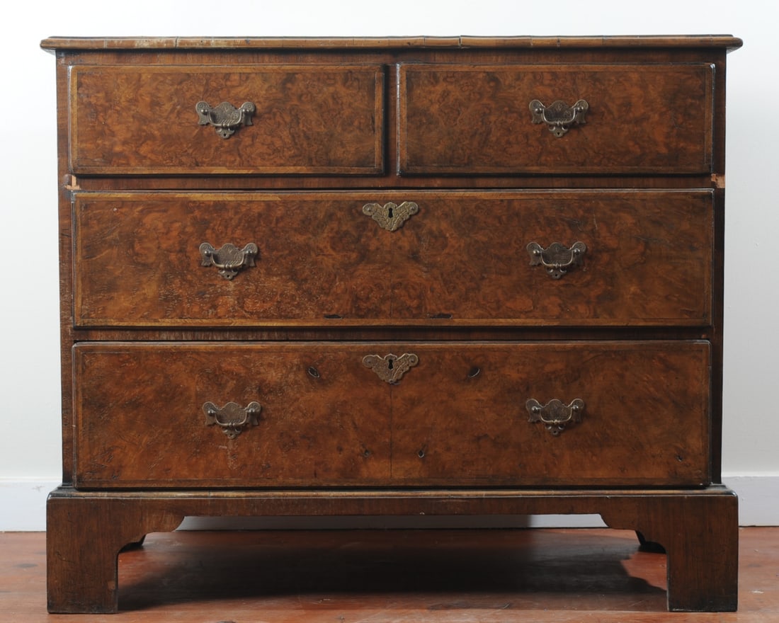 Georgian Burled Walnut Veneered Chest of Drawers (1 of 16)