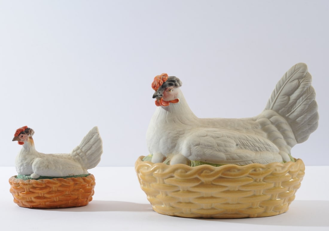 Two Staffordshire-Style Hen-on-Nest Figures (1 of 9)