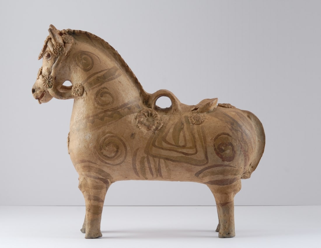 Peruvian Caballo de Pucara Vintage Ceramic Horse (1 of 10)