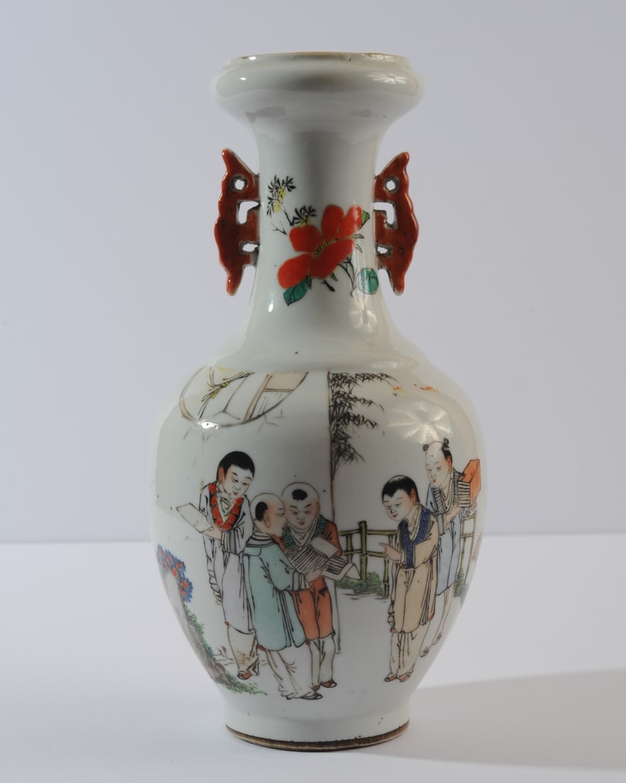 Chinese Republic Period Literati Style Vase (1 of 12)