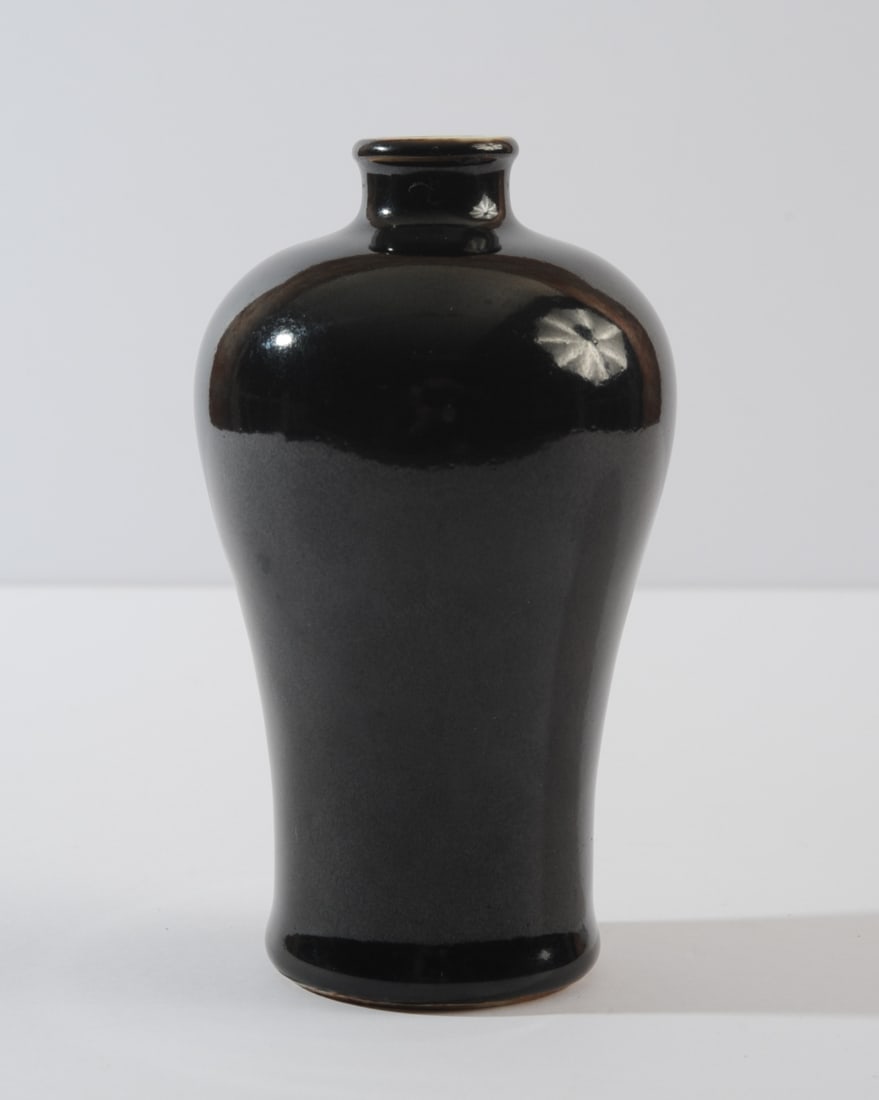 Chinese Mirror Black Cabinet Vase (1 of 3)
