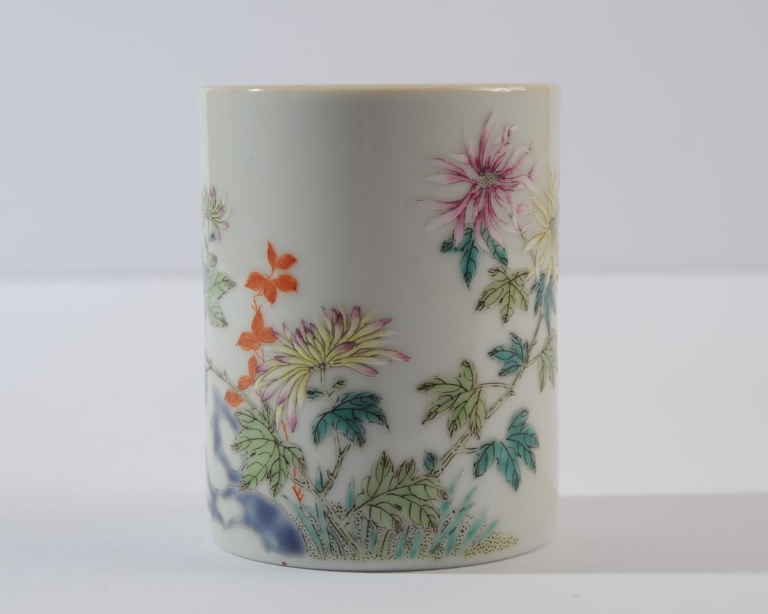 Chinese Famille Rose Brush Pot (1 of 5)