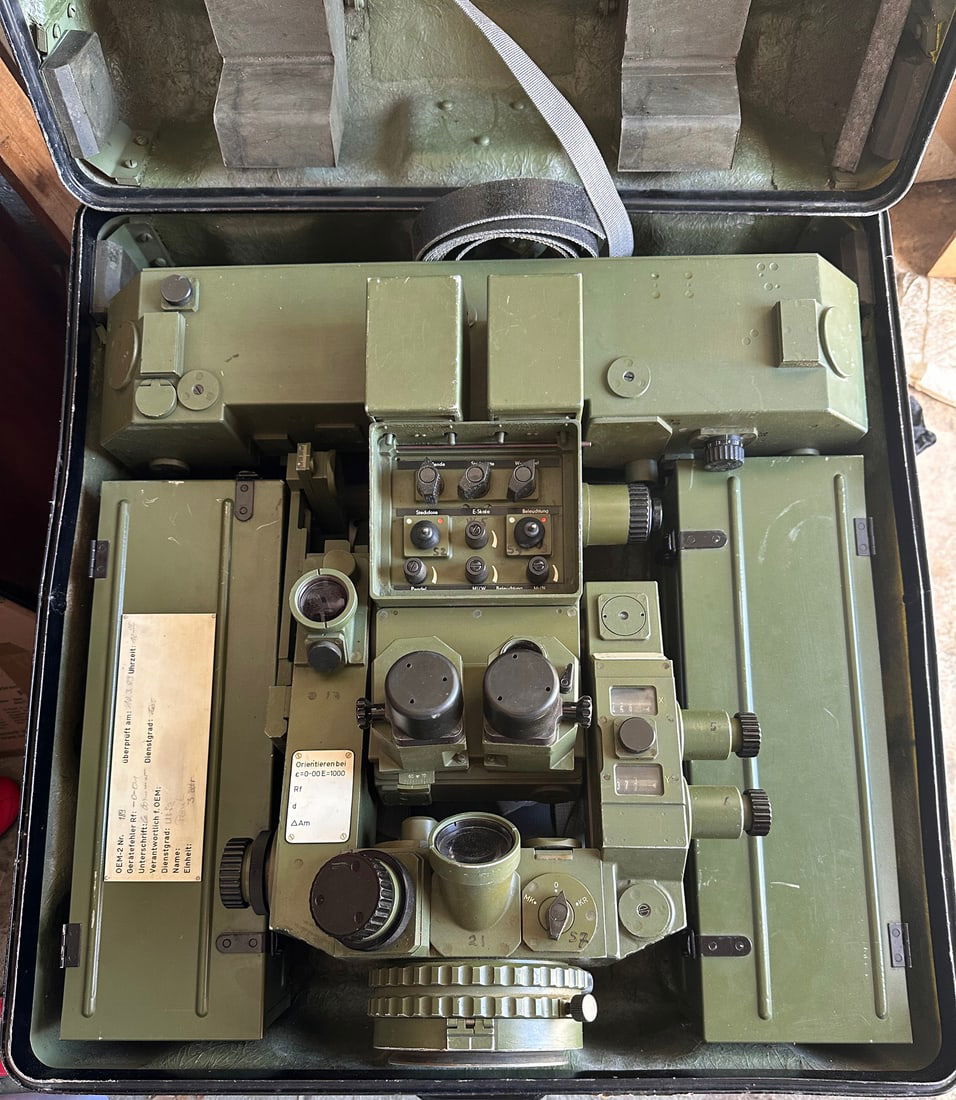 Cold War German Military Artillery Rangefinder (1 of 11)