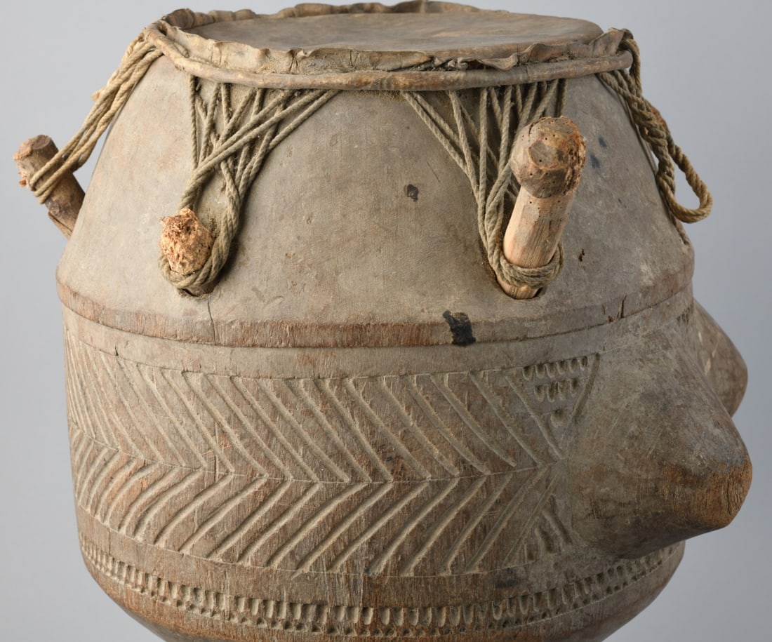 Fante Drum on Stool - 14