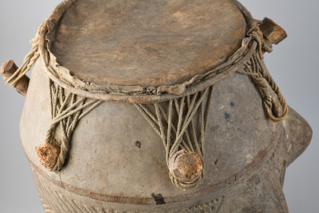 Fante Drum on Stool - 2