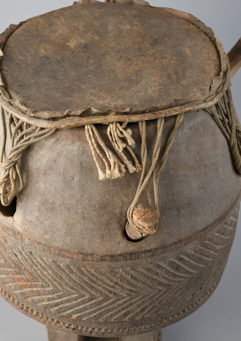 Fante Drum on Stool - 4