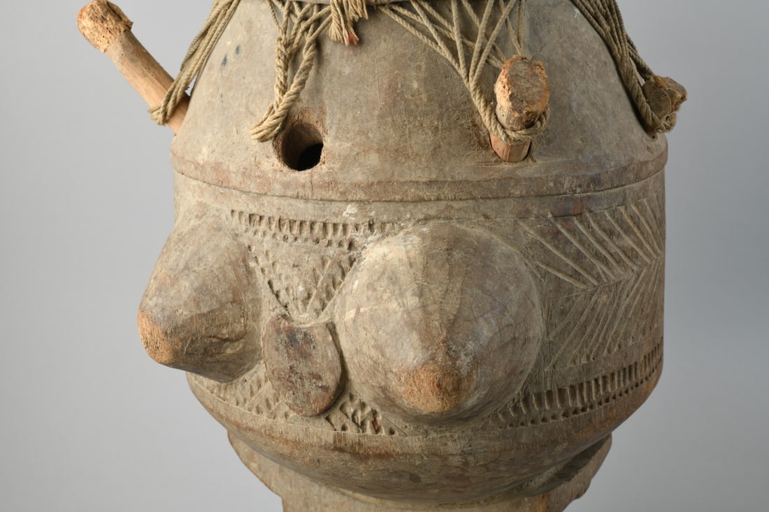 Fante Drum on Stool - 6