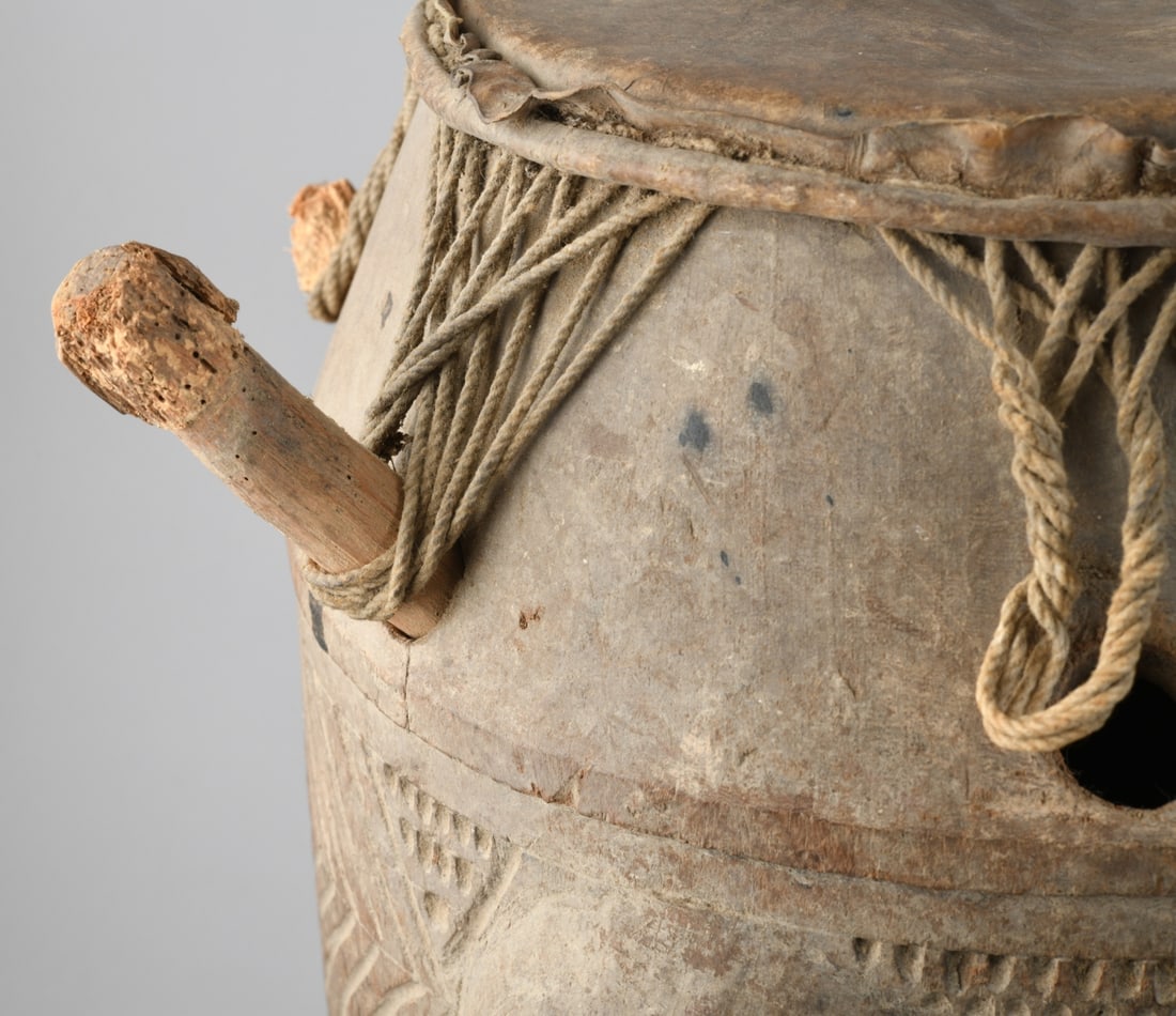 Fante Drum on Stool - 9