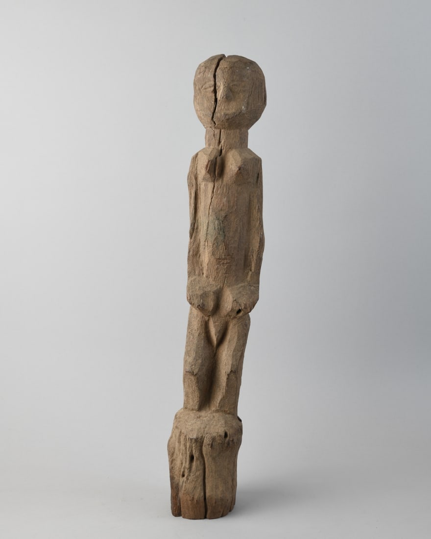 Lobi House Guardian (1 of 12)