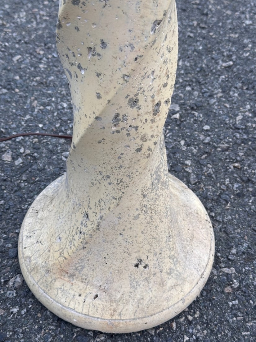 Twisted Plaster Floor Lamp - 3
