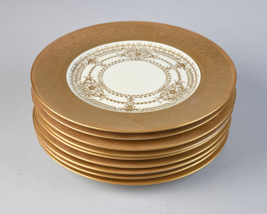 Nine Krautheim & Adelberg Bavarian Gilt Plates: ine porcelain dinner plates with gilt decoration on a pale ground, marked underside “K&A Krautheim Selb Bavaria,” early 20th century, minor surface wear, no chips, cracks, or repairs. Dia: