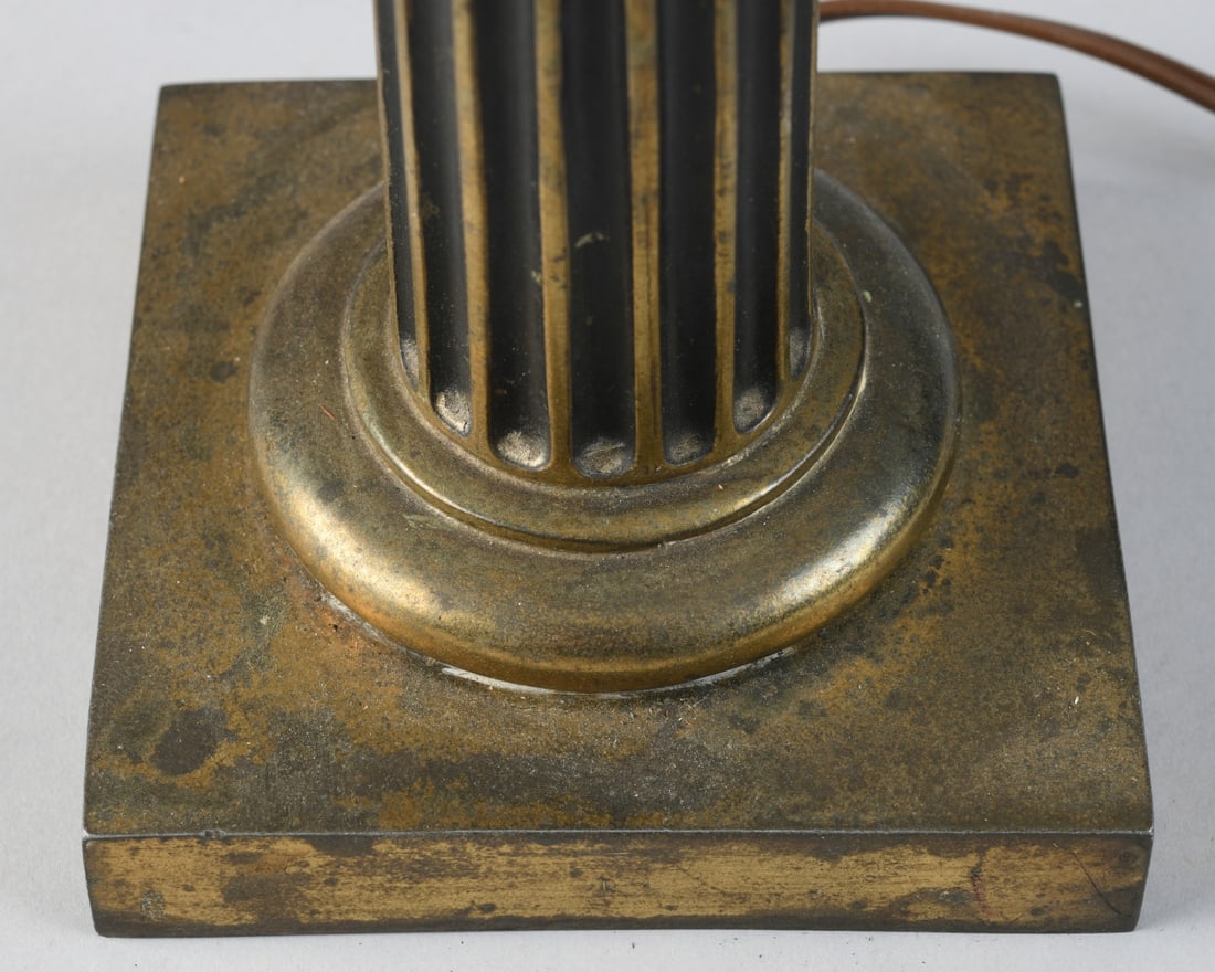 Neoclassical Style Table Lamp - 4
