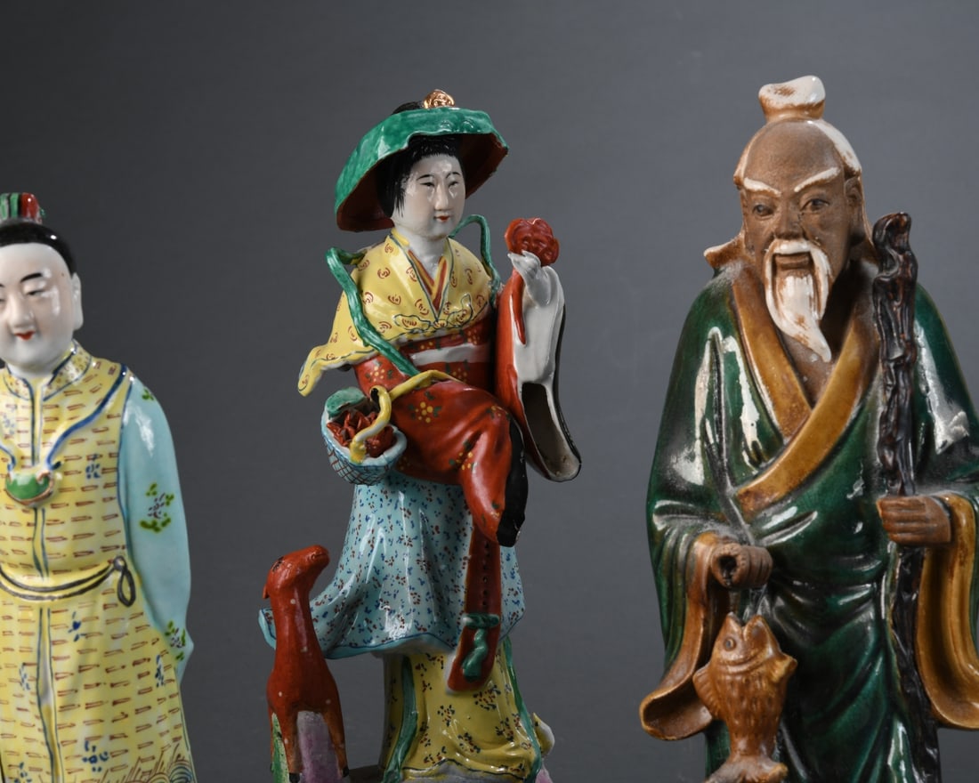 Five Chinese Export Porcelain Figures - 3