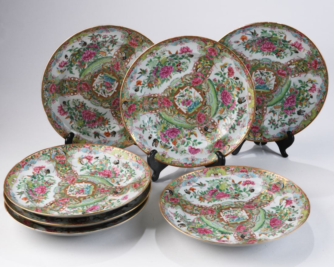 Seven Chinese Rose Medallion Plates (1 of 12)