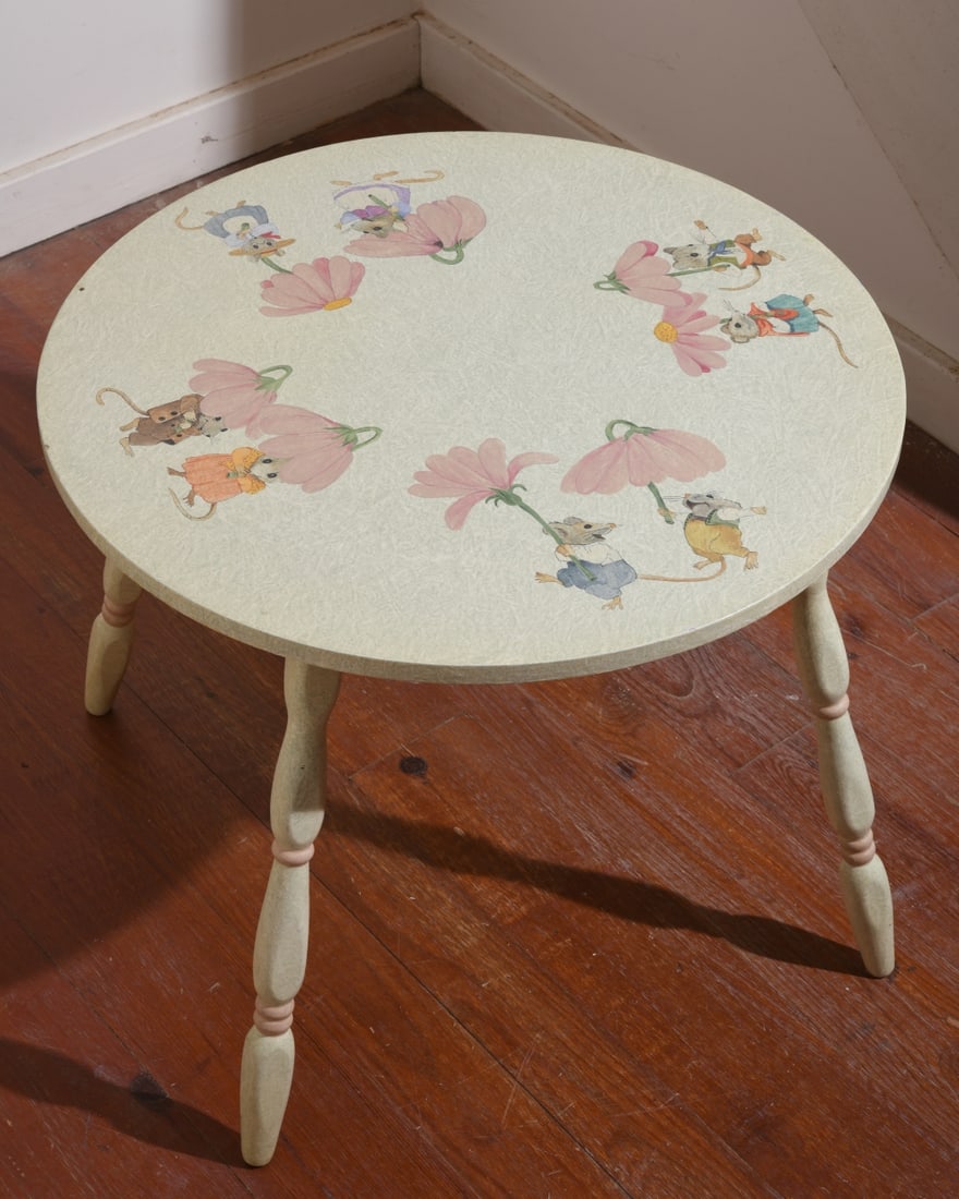 20th C. Painted and Signed Child's Table: Small circular wooden table, decorated with whimsical scenes of mice and flowers, signed and dated to underside "Kathy Boteler 1991", very minor scuffs/paint loss to top. Dimensions approx. 20 1/2" H 