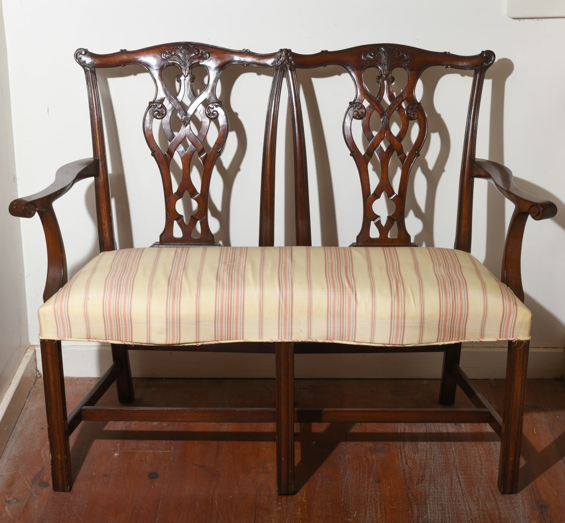 Chippendale Style Upholstered Settee (1 of 10)