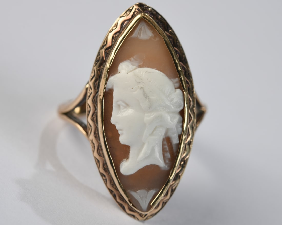 10K Gold & Cameo Ring: Size 8. Total weight: approx. 5.26 grams. Our primary recommendation is to arrange shipping yourself using Blue Ridge Pack & Ship. Most bidders find this is the most economical route. Simply reach out