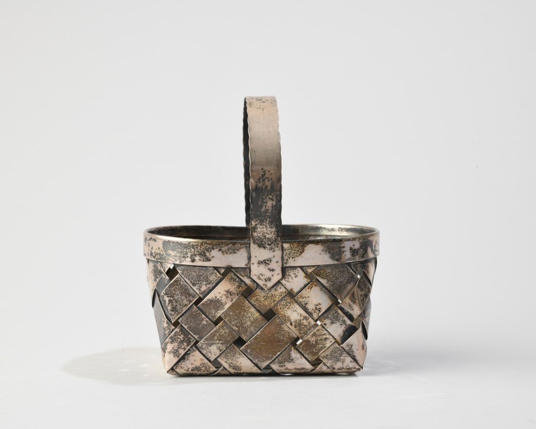 Cartier Sterling Silver Basket: Approx. 4 3/4" x 4" x 2 3/4". Weight: approx. 3.40 ozt. Our primary recommendation is to arrange shipping yourself using Blue Ridge Pack & Ship. Most bidders find this is the most economical route.