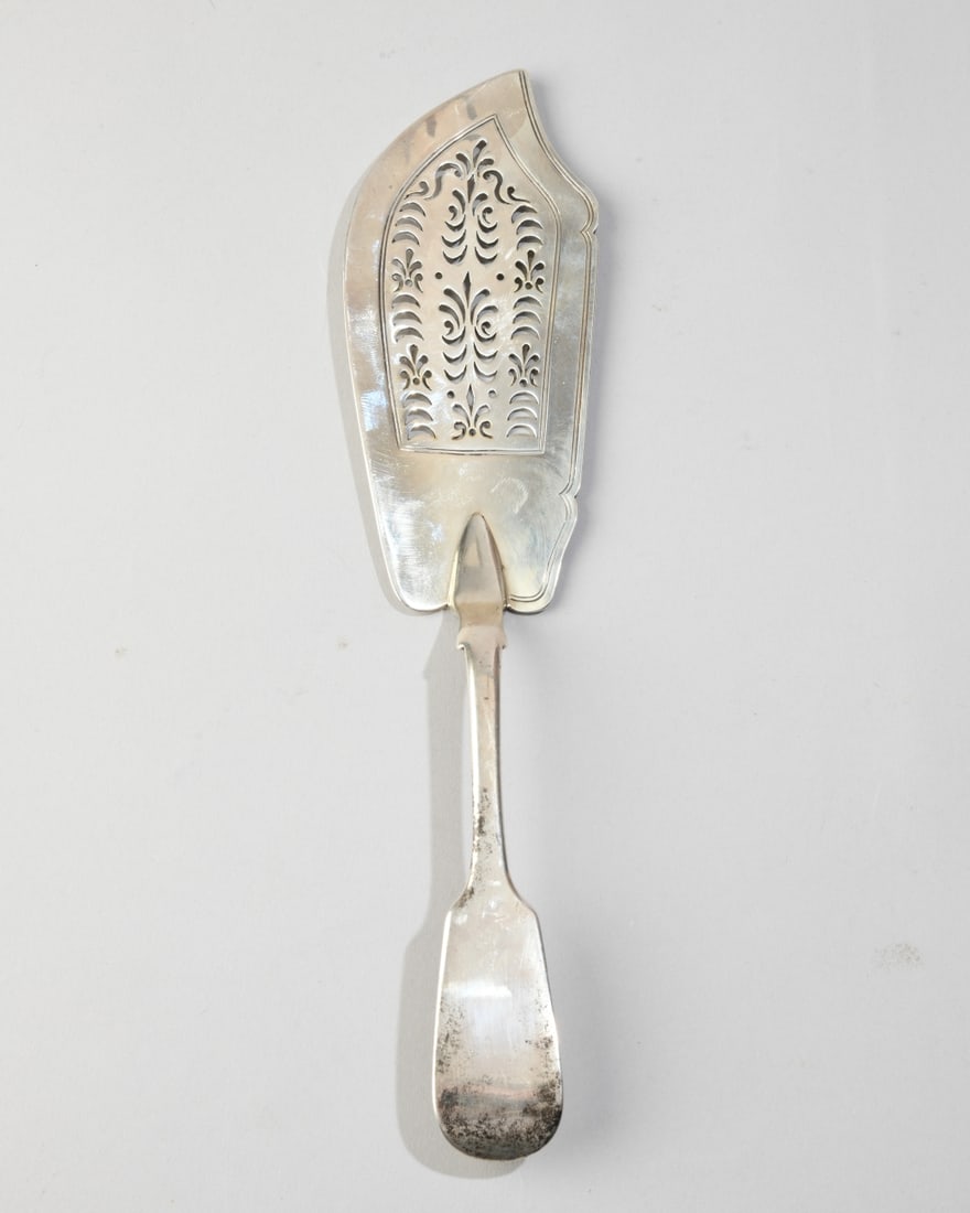 Victorian Sterling Silver Server - 3