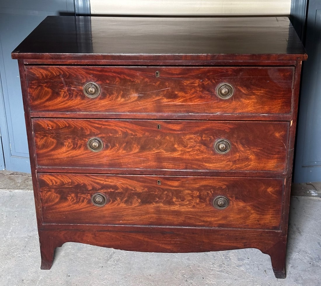 Antique Mahogany Chest of Drawers (1 of 9)