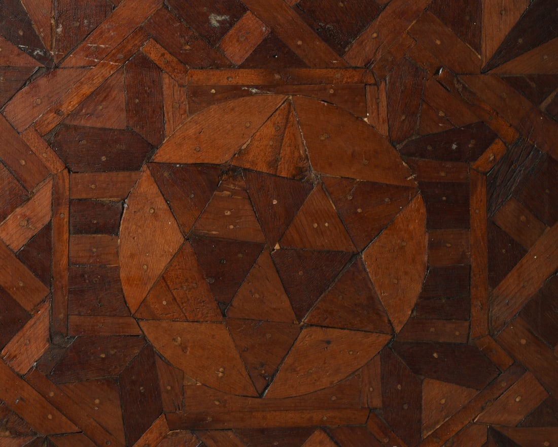 Folk Art Stand - 3