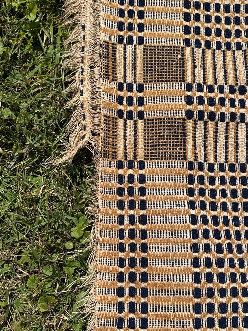 19th C. Geometric Coverlet - 7