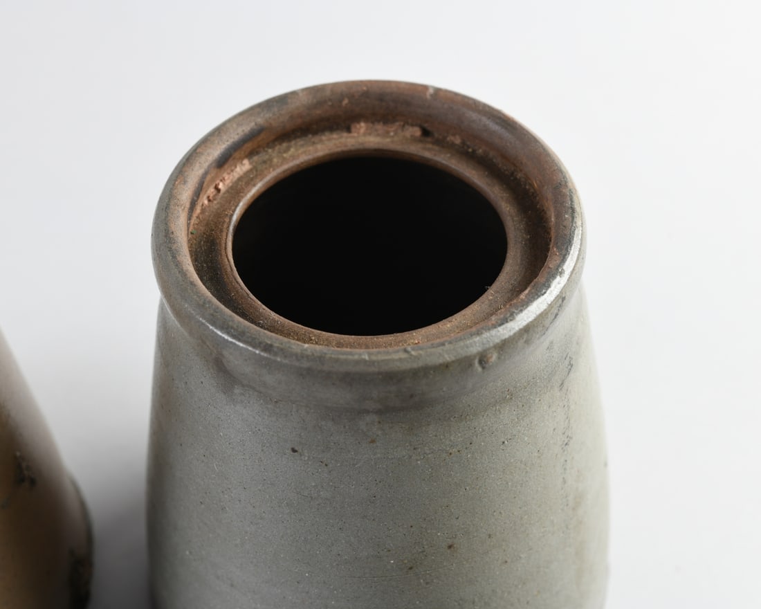 Two 19th C. Stoneware Jars - 5